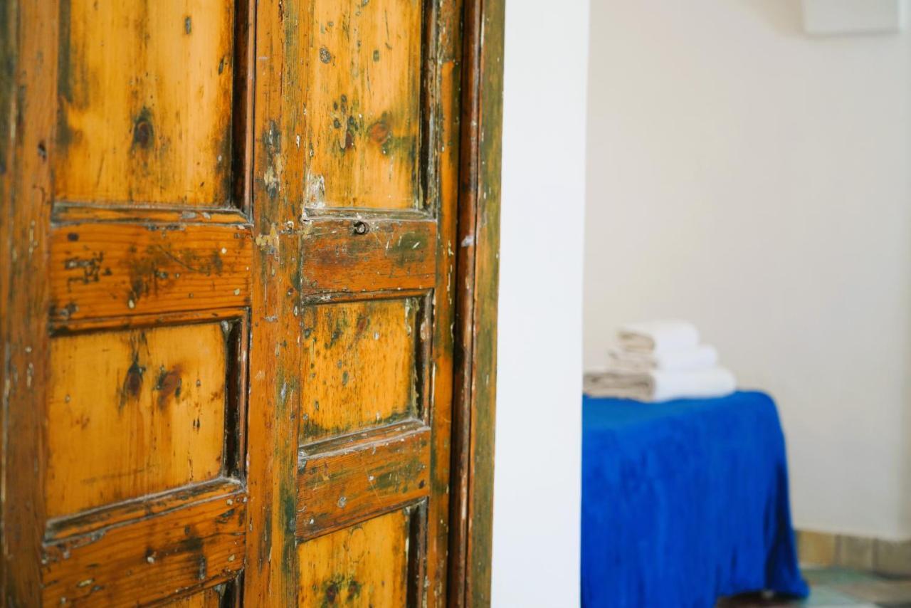 Domus Magistri - A Pochi Passi Dal Centro Storico Villa ออสตูนี ภายนอก รูปภาพ