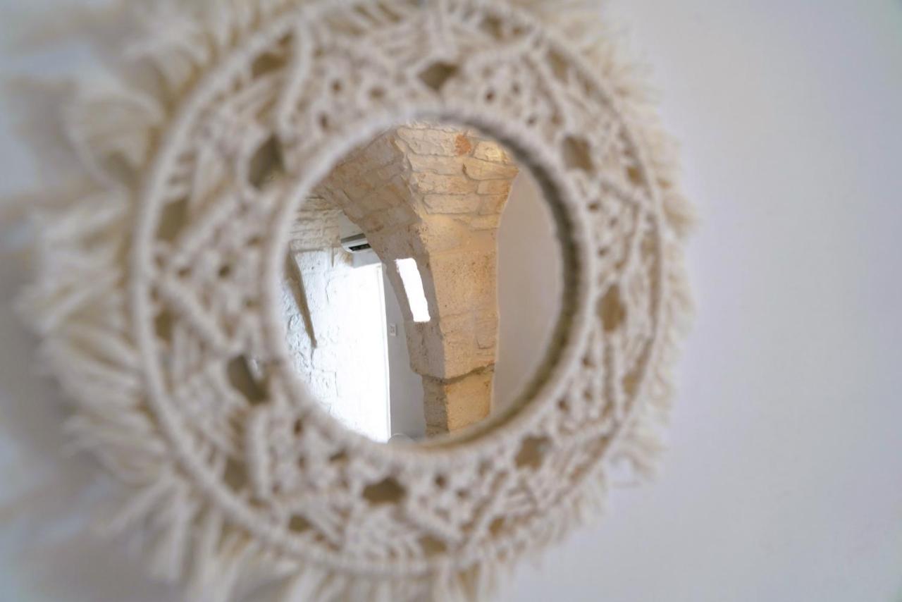 Domus Magistri - A Pochi Passi Dal Centro Storico Villa ออสตูนี ภายนอก รูปภาพ